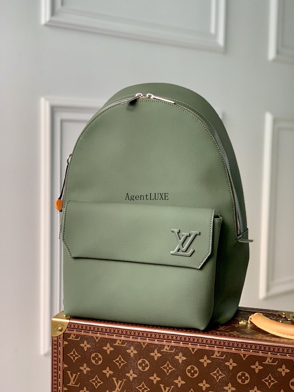Louis Vuitton Takeoff LV Aerogram 30.0 X 43.0 X 14.0