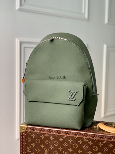 Louis Vuitton Takeoff LV Aerogram 30.0 X 43.0 X 14.0