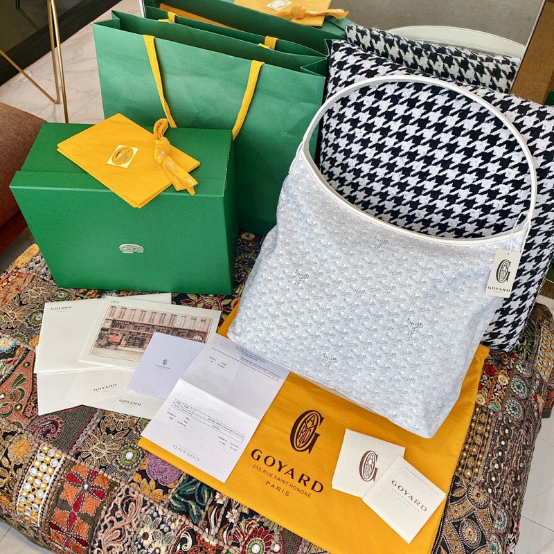 Goyard shoulder bag