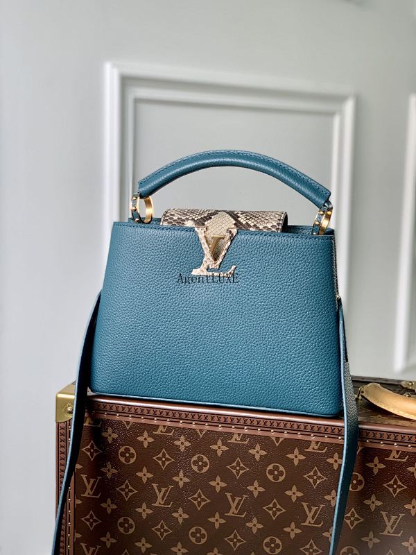 Capucines BB Capucines Monogram Flower Size 27 X 18 X 9cm