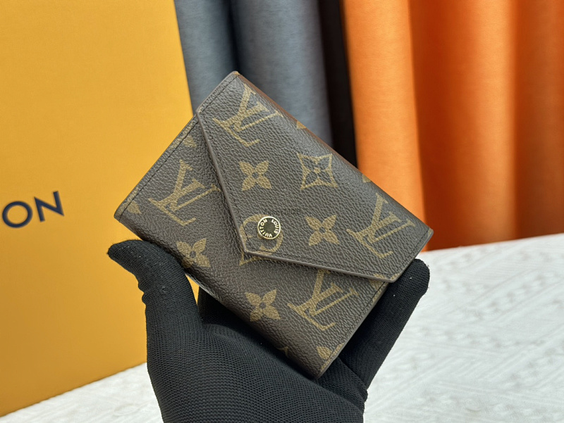 Louis Vuitton Maison Monogram Unplant Portefeuille Victorine 6