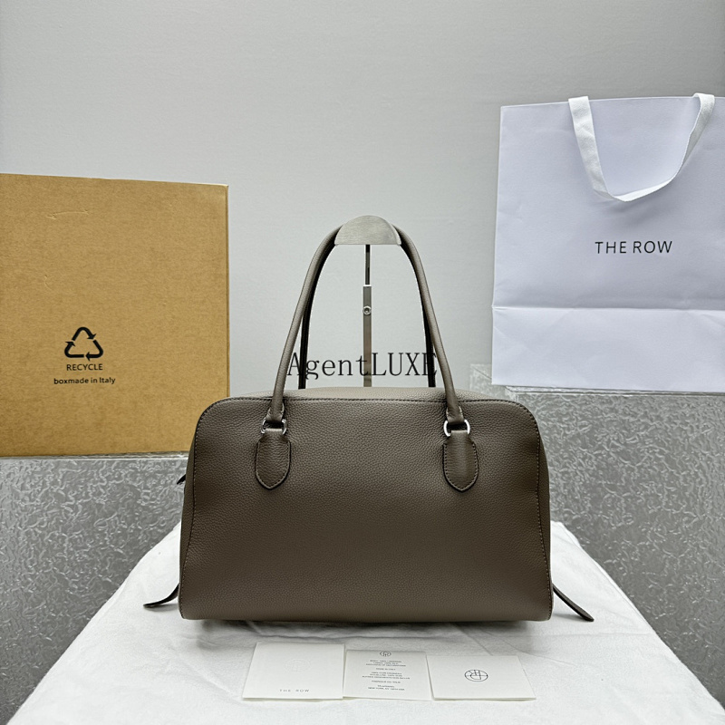 𝐓𝐇𝐄 𝐑𝐎 EW Bowling Bag
