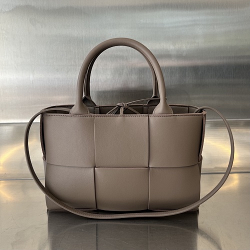 B Mini Tote 25X16x8