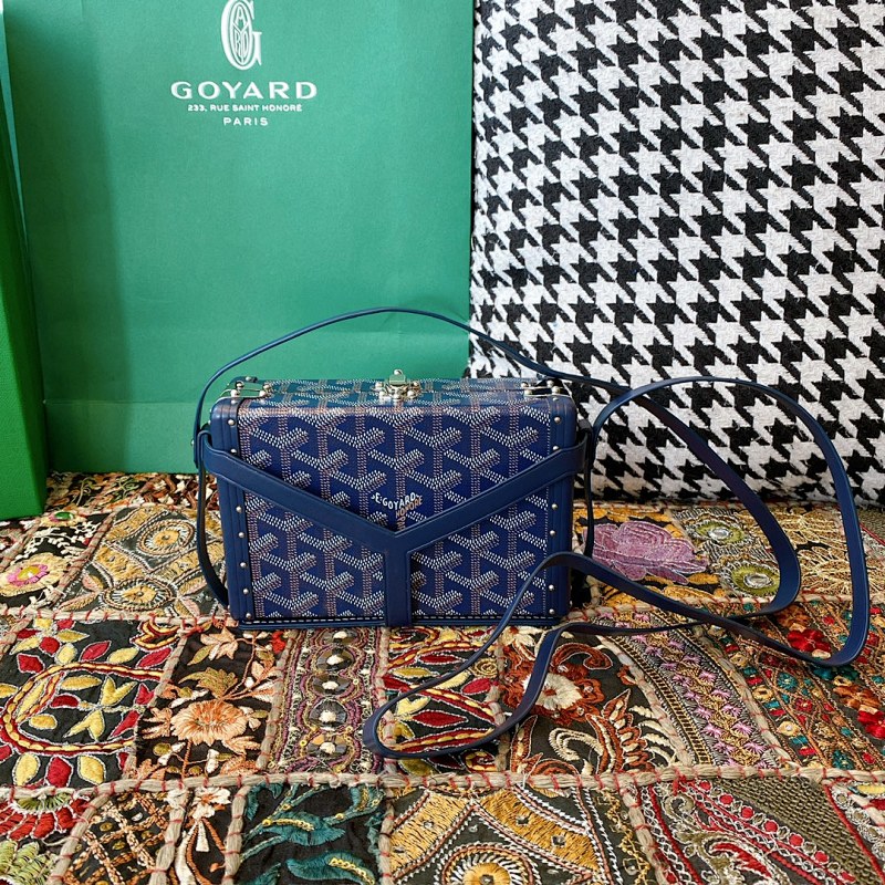 Goyard bag