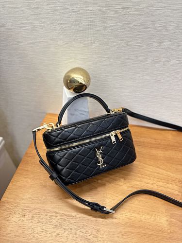 Crossbody bag from Agentluxe