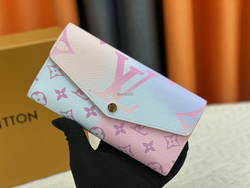 Louis Vuitton Monogram 19.0x 10.5x 2.5 Cm