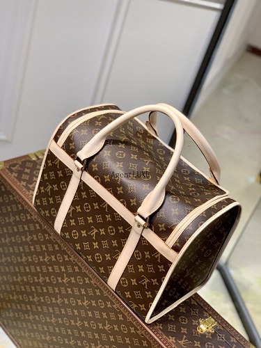 Louis Vuitton Monogram Size 40 22 30 45 22 30 50 23 34cm