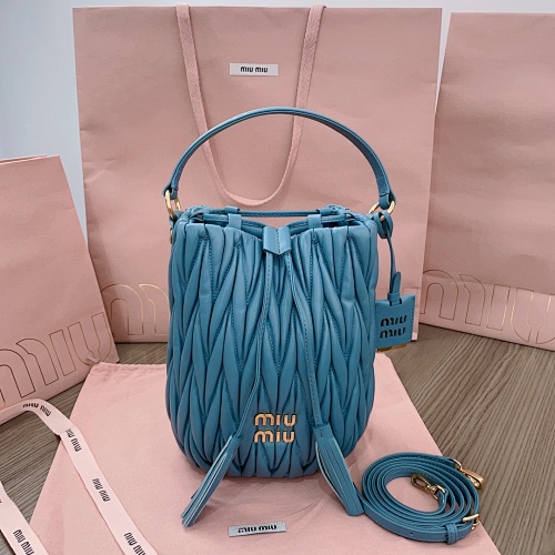 MiuMiu Matelasse 20X18X14CM