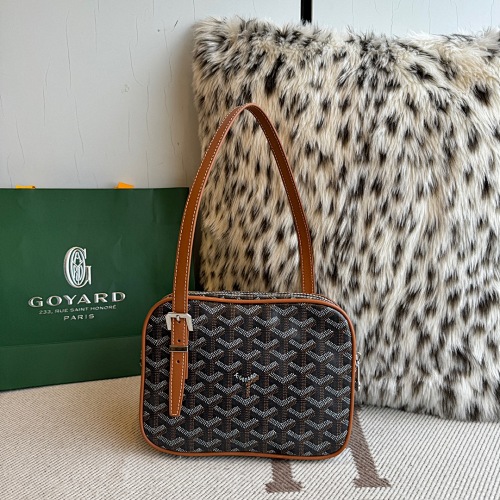 Goyard bag