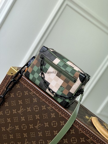 Louis Vuitton Mini Soft Trunk Monogram Eclipse 18.5 X 13.0 X 8.0 Cm