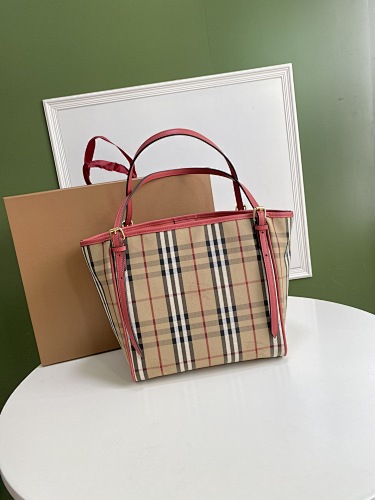 Shopping bag from Agentluxe