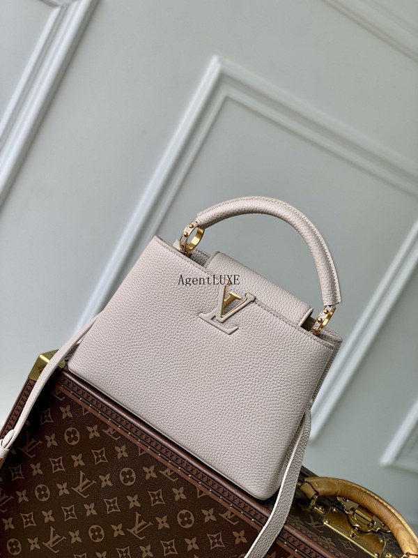 Louis Vuitton Capucines Taurillon Monogram LV