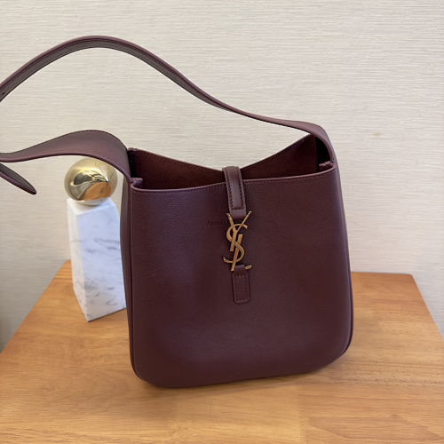 Rose Hobo