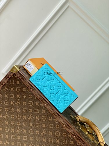 Monogram Eclipse Reverse 10 19 2cm