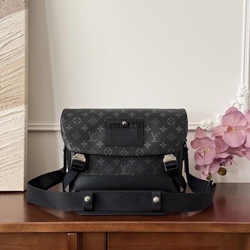 Louis Vuitton messenger bag