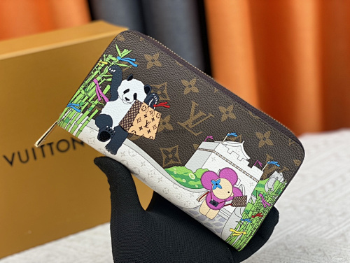 Louis Vuitton Monogram Vivienne Holidays Vivienne