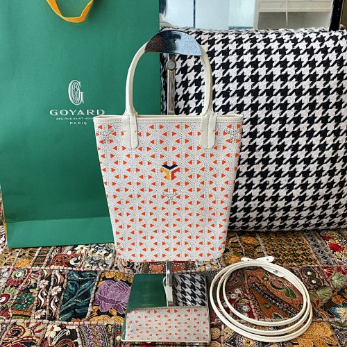 Goyard crossbody bag