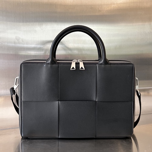 Bottega Veneta 680120