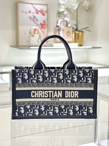 Crossbody bag from Agentluxe