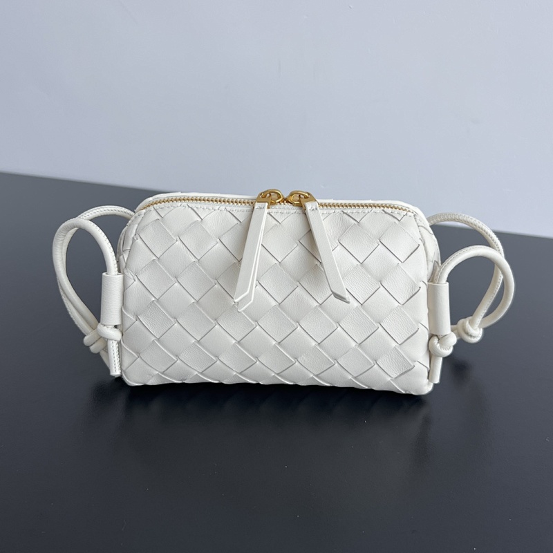 Bv Concert Pouch Lntrecciato