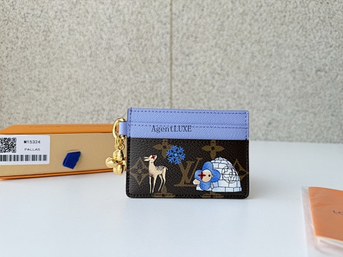 Louis Vuitton M15324 Vivienne Porto Cult LV Charm Vivienne 2 X 7.3 X 0.3