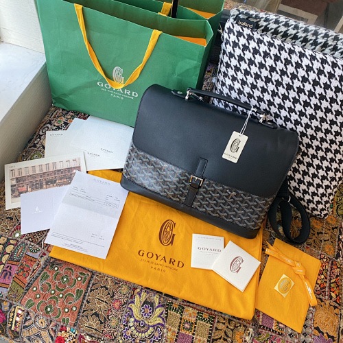 Goyard bag