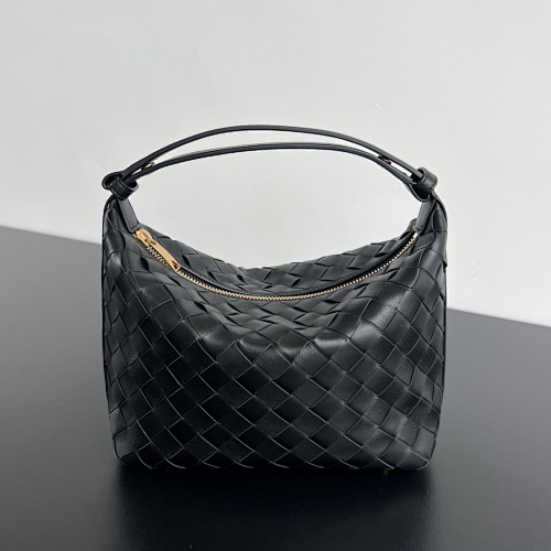 BvWallace Intrecciato Bottega Happa 22x13x9.5