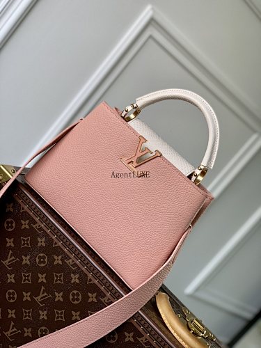 Louis Vuitton Capucines Taurillon LV