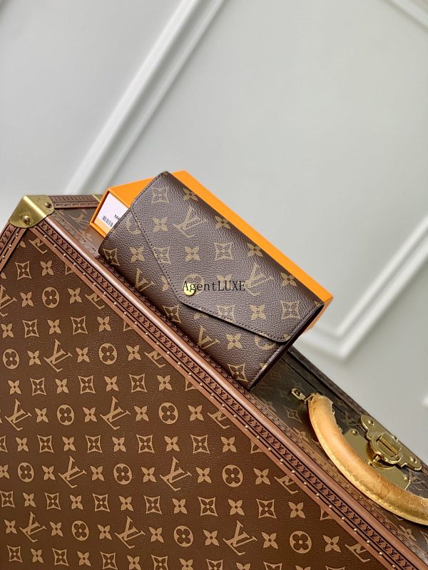 Louis Vuitton Monogram 19x10cm