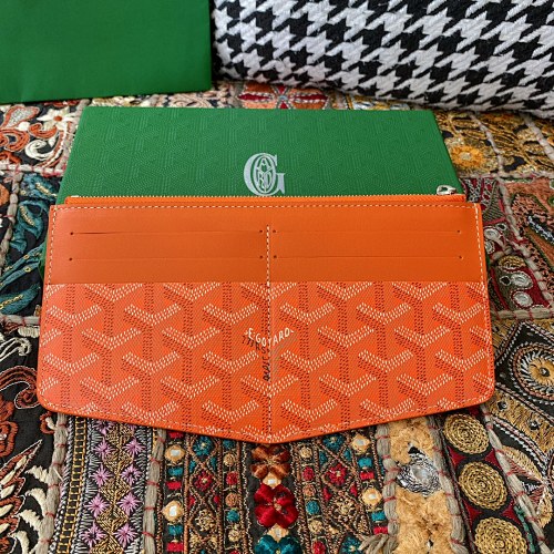 Goyard bag