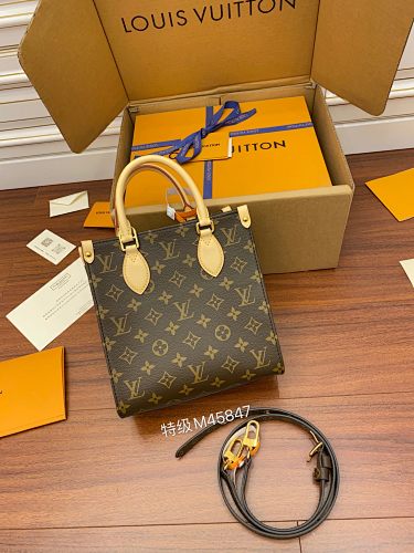 Louis Vuitton bag
