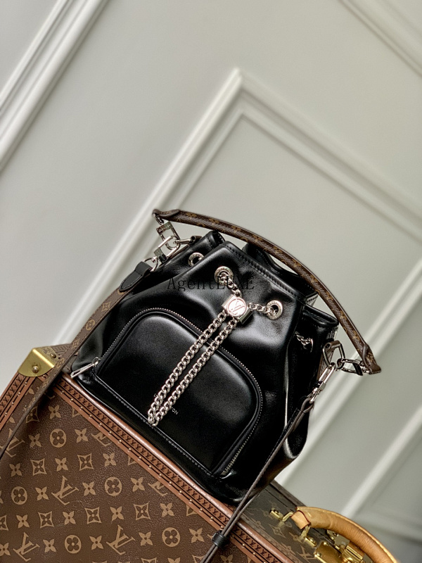 Louis Vuitton No Way LV Vibe Noé LV Circle