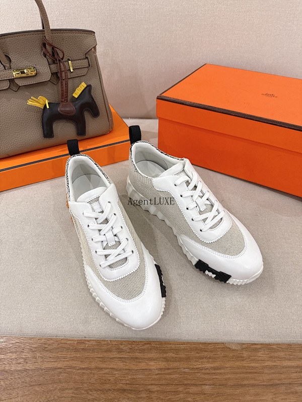 Bouncing New Arrival