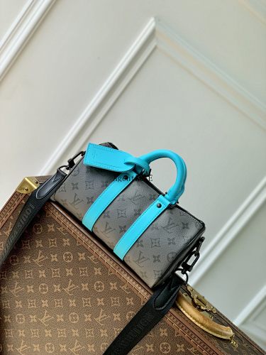 Louis Vuitton Keepall Bandoulière 25 Monogram Eclipse Reverse