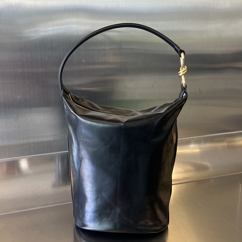 Bv Hobo Knot 31x23x14