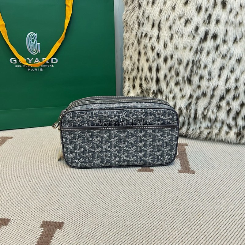 Goyard 23cm