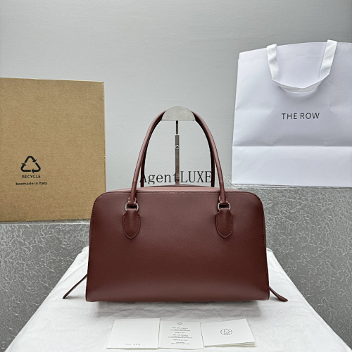 𝐓𝐇𝐄 𝐑𝐎 EW Bowling Bag