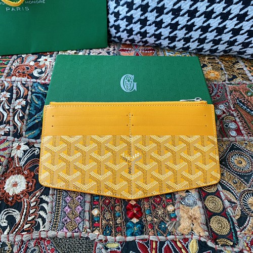 Goyard bag