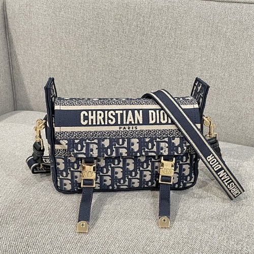 Louis Vuitton messenger bag