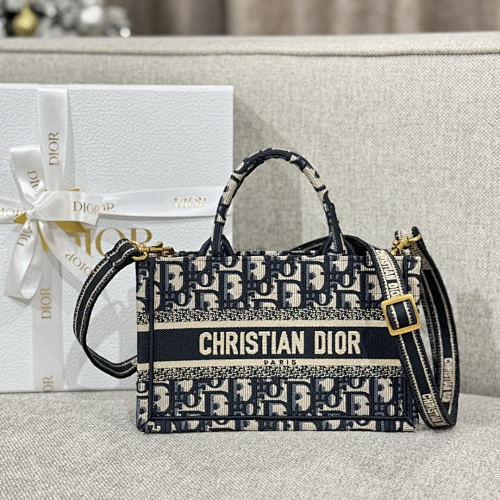 Dior Book Tote24