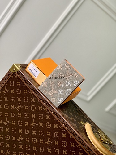 Louis Vuitton Mahina Monogram