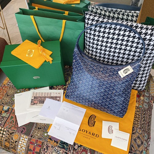 Goyard shoulder bag