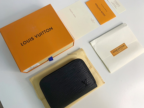 Louis Vuitton coin purse