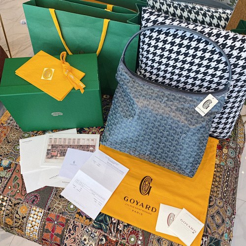 Goyard shoulder bag