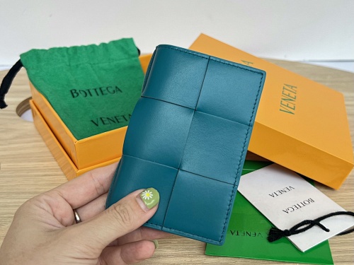 Card holder from Agentluxe