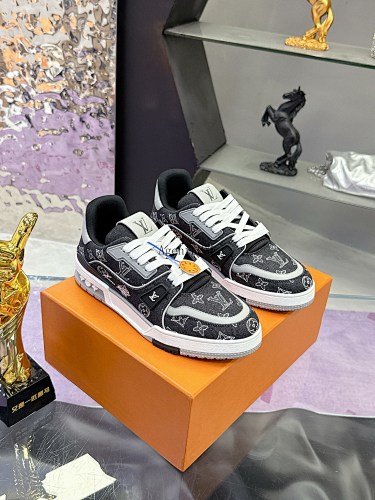Louis Vuitton LV L Trainer