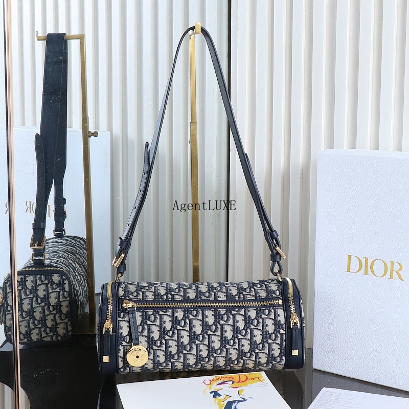Louis Vuitton East-West Oblique