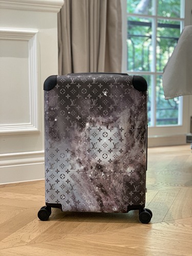 Louis Vuitton-Horizon 55 38 55 21