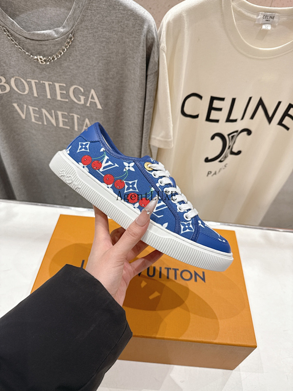 26ss Tilted LV Logo