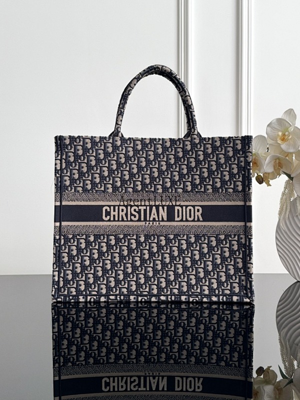 Tote bag from Agentluxe
